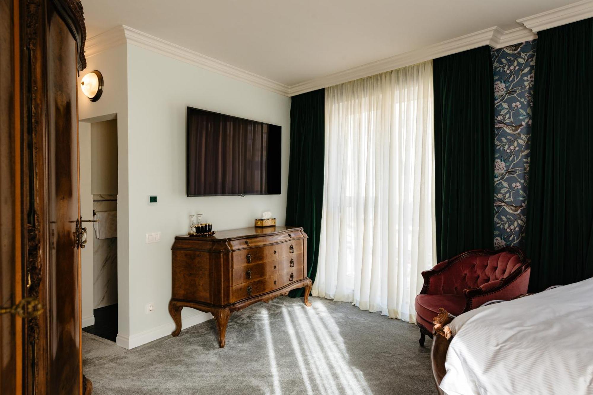 كلوج-نابوكا Ateneea Luxury Rooms المظهر الخارجي الصورة